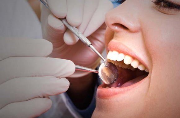 how to clean mouth and teeth colombo